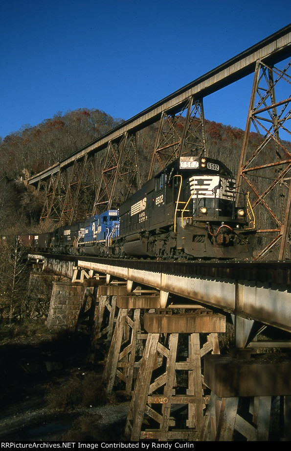 NS 6502 at Copper Creek